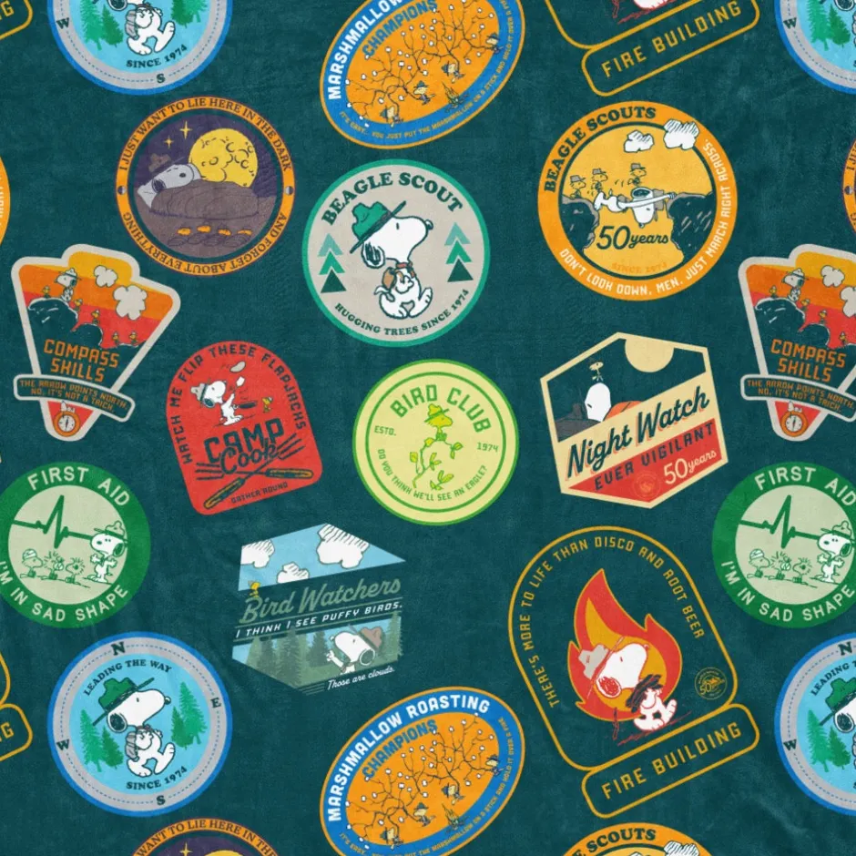 New Beagle Scouts 50 Years Badges Sherpa Blanket Snoopy | Blankets & Pillows