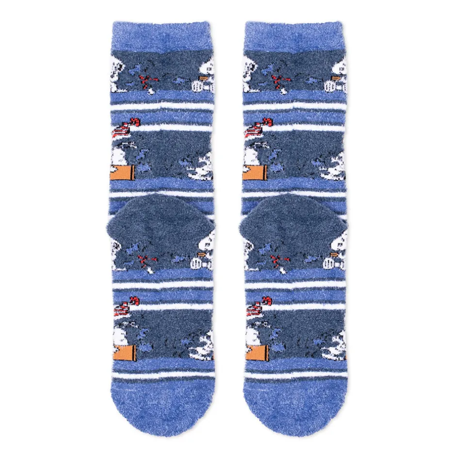 Best Fuzzy Festive Socks Snoopy