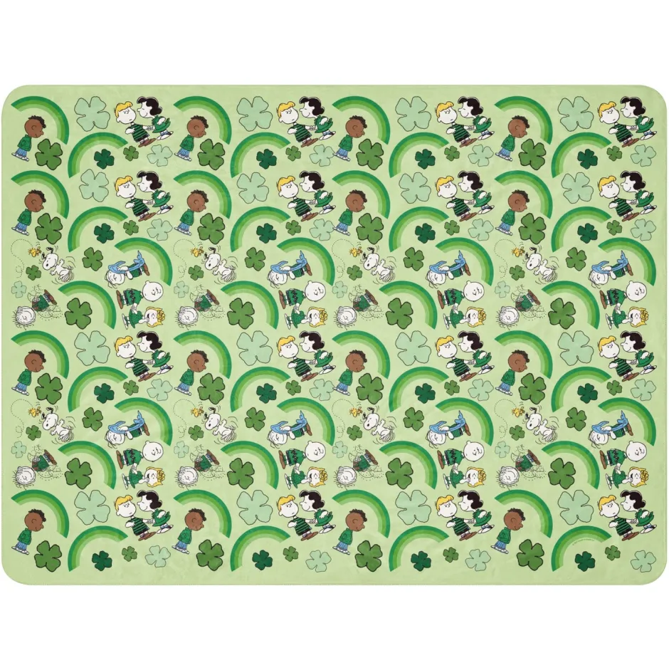Outlet Gang Feeling Lucky Sherpa Blanket Peanuts Gang | Blankets & Pillows