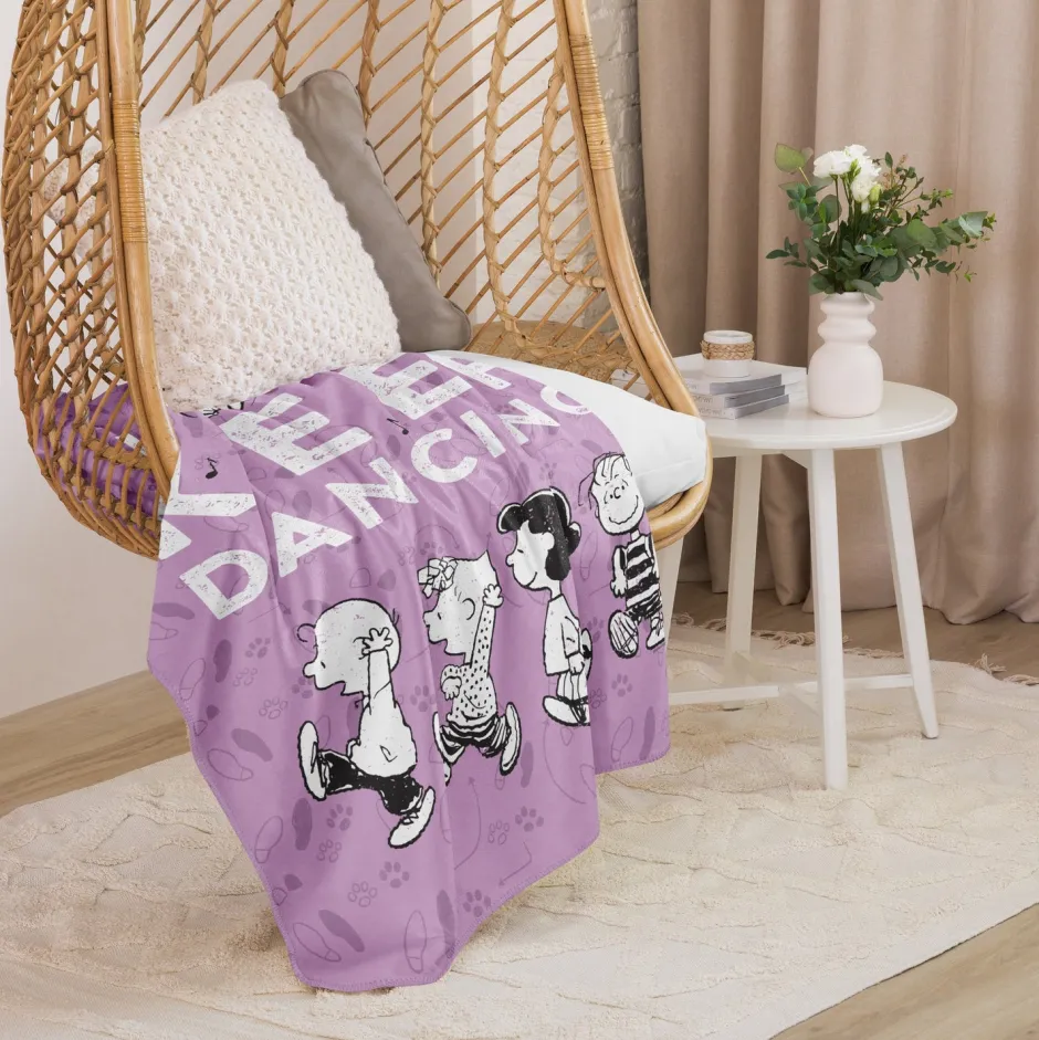 Online Just Keep Dancing Sherpa Blanket Peanuts Gang | Blankets & Pillows